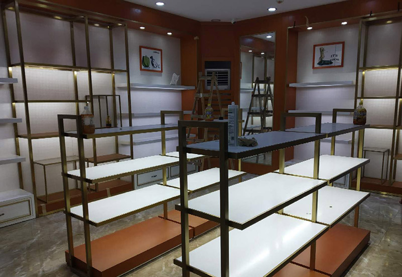 啄木鸟展柜定制设计方案(图3) 啄木鸟展柜定制设计方案(图3)